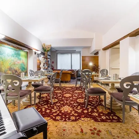 Art Atelier - Place Of Charme 호텔 4*
