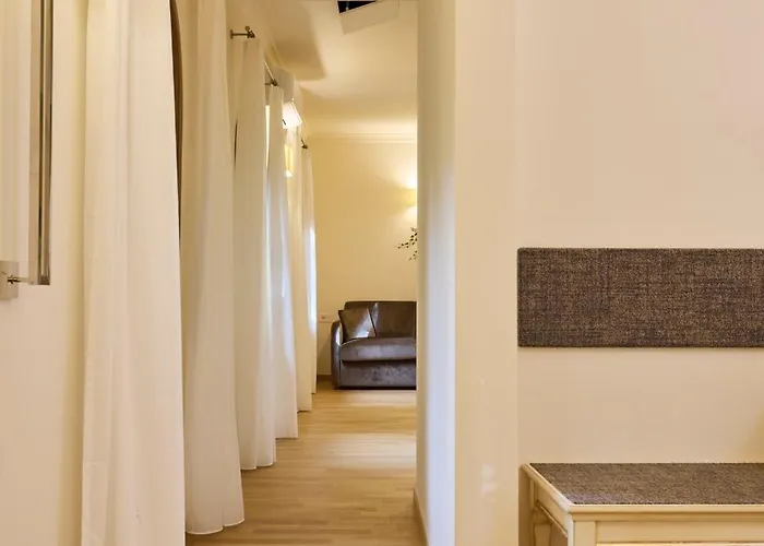 Art Atelier - Place Of Charme