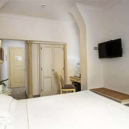 Art Atelier - Place Of Charme